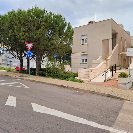 Ana - Apartment *